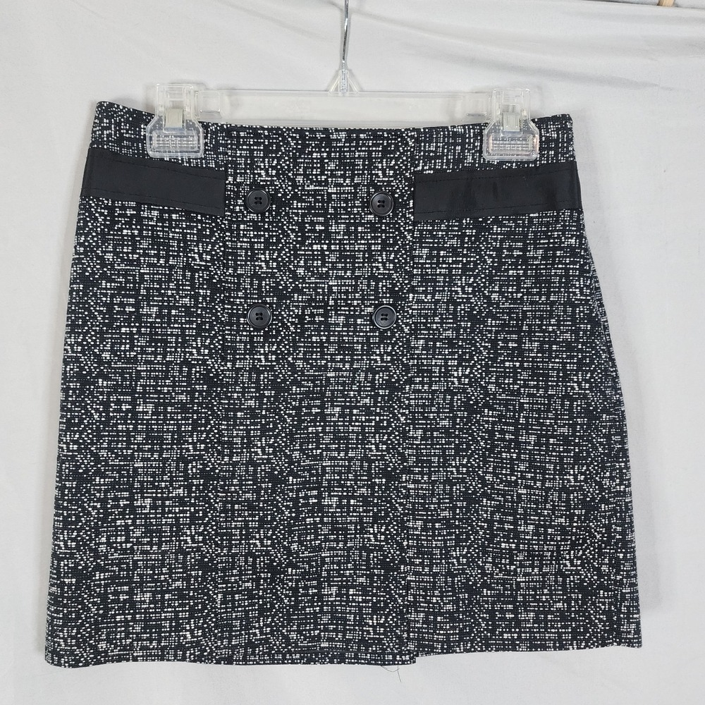 Vtg FORENZA Size 4 Black &‎ White Tweed Micro Mini Skirt Button & Ribbon Accents